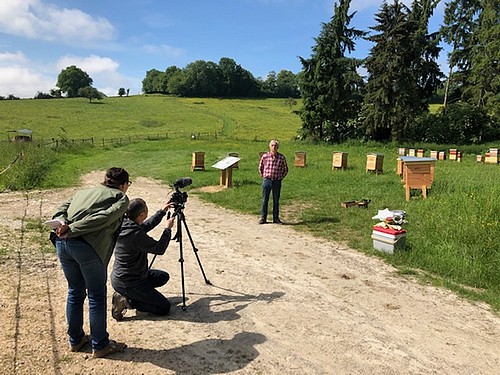 Pollinis vient filmer le conservatoire